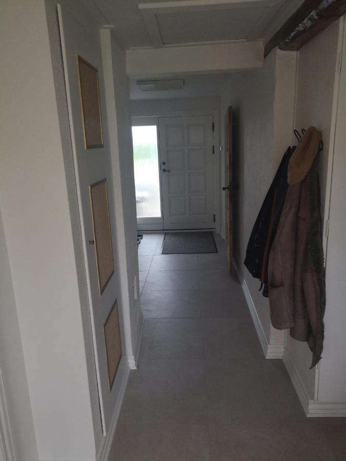 Commuter Room For One Or Two People Munkebo Exterior photo